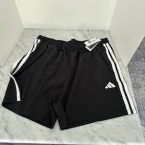 Adidas 2XL Mens 7" Training Shorts in Black/Noir - NWT